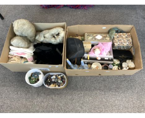 BOX OF BRIC A BRAC, VINTAGE BUTTONS HATS ETC