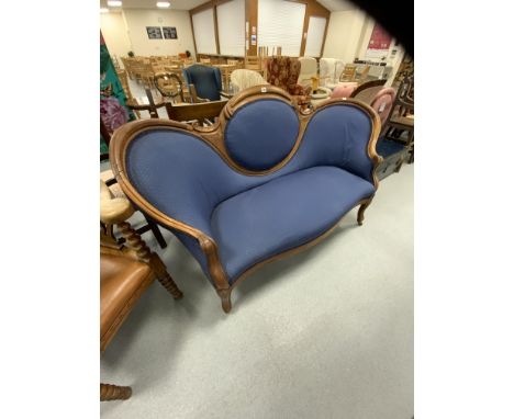 VICTORIAN PARLOUR SOFA