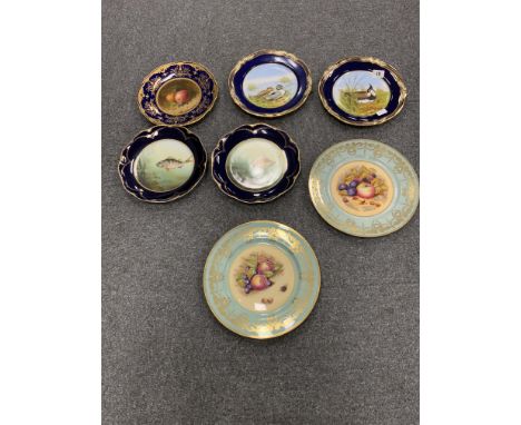 COALPORT CABINET WITH PAINTED FRUIT TOGETHER WITH 2 ROSE AND THAYLL CABINET PAINTED FISH, SPODE BIRD HAND PAINTED PLATES, 2 A