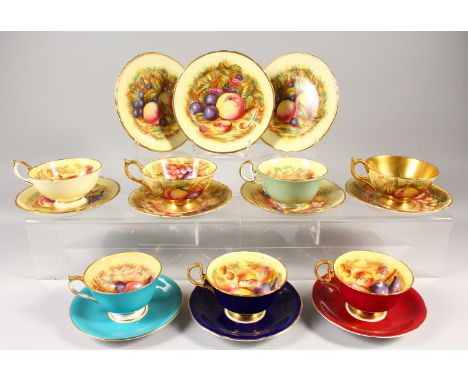 A SET OF VARIOUS AYNSLEY CUPS, SAUCERS AND PLATES, painted with fruit (17).