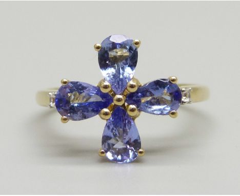 A 9ct gold, tanzanite and zircon ring, 2.1g, N 