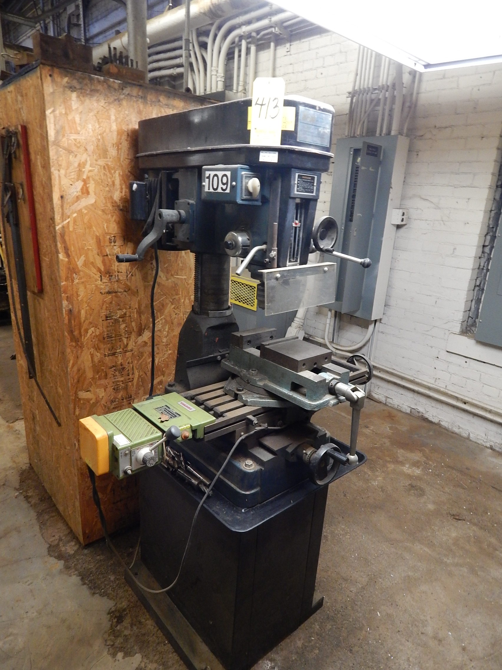 Enco Milling & Drilling Machine Model 105117, Power Feed, s/n 9120071