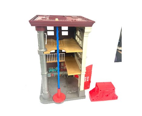 Vintage Ghostbusters Fire station Used and Good Condition 