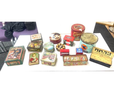 Large selection of vintage tins 