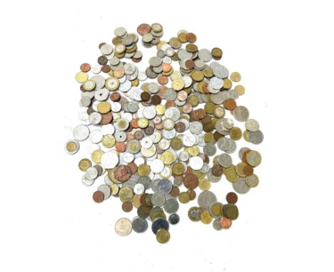 Large selection of assorted vintage and later foreign coins 