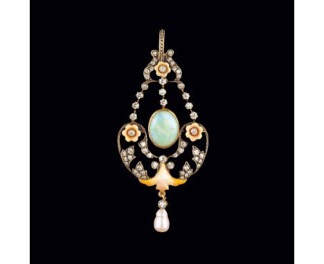 Art Nouveau Diamant-Anhänger mit Opal und Perle. Anf. 20. Jh. 18 kt. GG und Silber, ungestempelt, Emaille. Besatz mit 55 kl. 