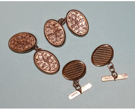 A pair of 9ct gold cufflinks with engraved decoration and a pair of engine-turned 9ct gold cufflinks, 6.1g. 