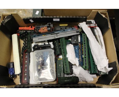 A large quantity of model railway OO/HO sale, to include 10 locos, Triang green DMU's, wagons (af) 