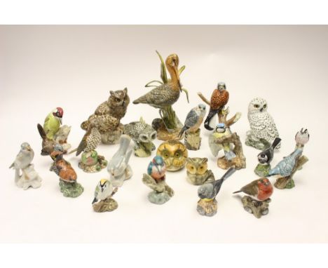 A quantity of ceramic bird models (one box) 