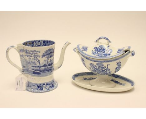  A Spode blue and white Argyle, together with a sauce tureen and cover with integrated stand (2) Condition : Argyle has old s