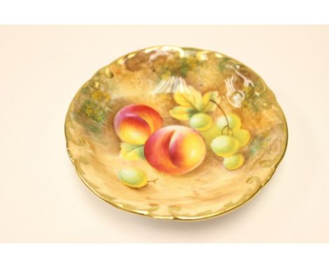 ****Ex Luddington Manor****Royal Worcester, bone china dish, hand painted with fruit on a leafy mossy background, black print