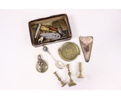 A box with tape measure, mother of pearl penknives, manicure set, unusual penknives, metal soldiers, caddy spoon, silver spoo