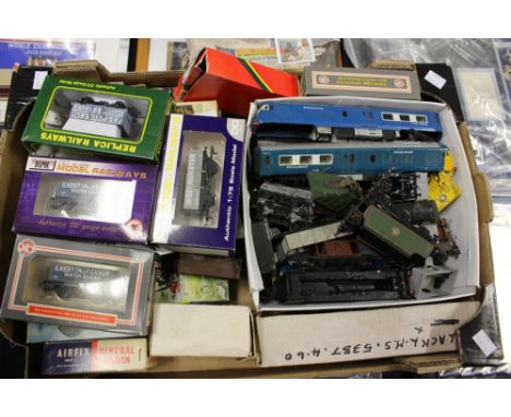 Two boxes of spares OO/HO model railway related, including Triang Blue Pullman, Airfix kits, accessories, etc 