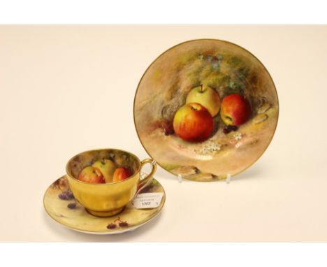  A Royal Worcester fruit painted tea trio, 1924, painted by Ricketts and Austin, including cup, saucer and plate (3)Condition