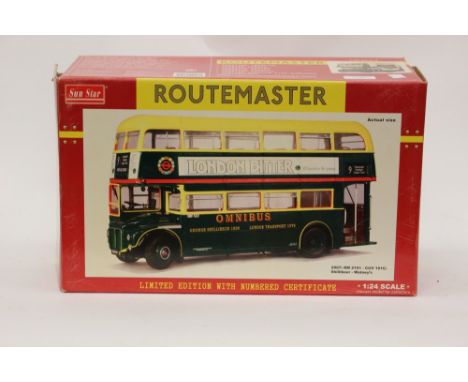 Sun Star 1.24 scale London Transport Routemaster bus. Shillibeer Watneys boxed box