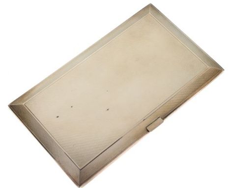 George V Asprey engine turned silver cigarette case, London 1928, 7.8toz approx   Condition: 