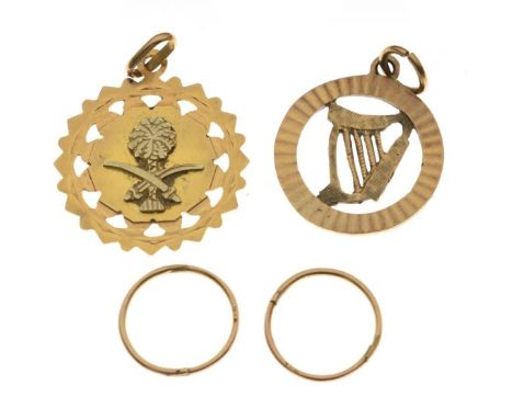 Middle Eastern pierced pendant stamped '750', a 9ct pierced pendant depicting a harp, pair of hoop earrings, 5g gross approx 