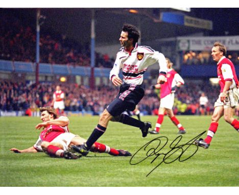 Autographed RYAN GIGGS 1999 16 x 12 Photo : Col, depicting an iconic image from FA Cup folklore as Manchester United winger R
