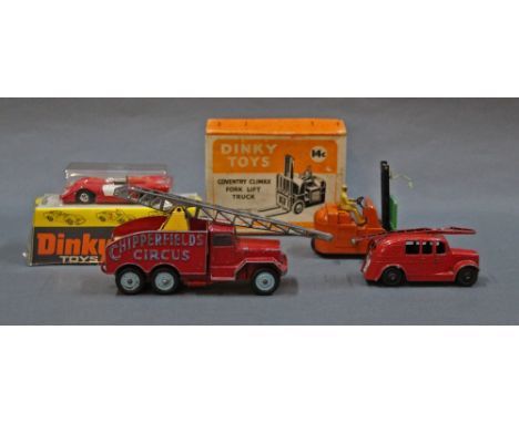 A group lot of diecast, comprising a Dinky 14 C Coventry Climax forklift truck, a Corgi Chipperfield's Circus 1121 Internatio