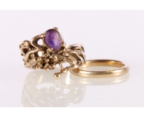 9ct yellow gold dress ring set with faceted amethyst, size L, 6.9g, also a 9ct yellow gold band ring, size K, 2.2g 