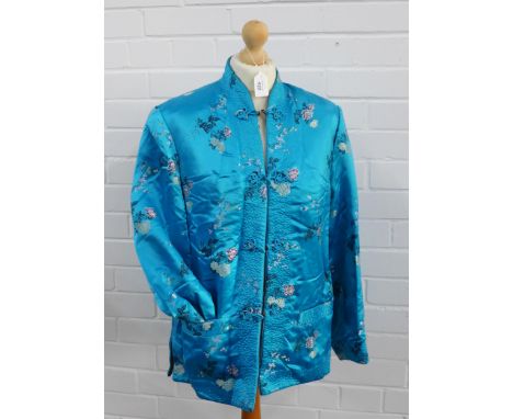 Chinese / Japanese blue silk jacket with long sleeves 
