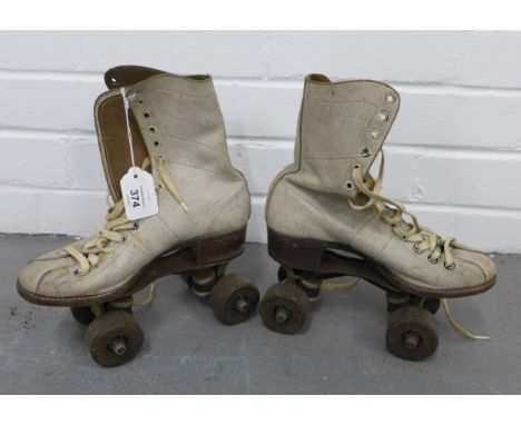 Pair of early 20th century roller skates 