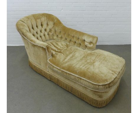 Button back chaise longue / daybed with gold velvet upholstery, 160 x 80 x 80cm 