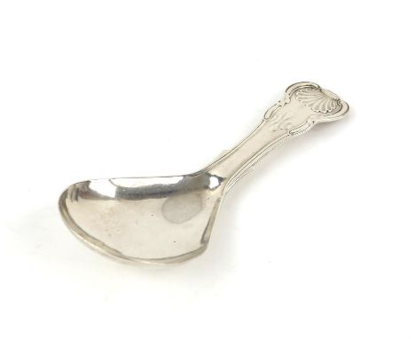 Queens pattern Georgian silver caddy spoon by Thomas Willmore, Birmingham 1817