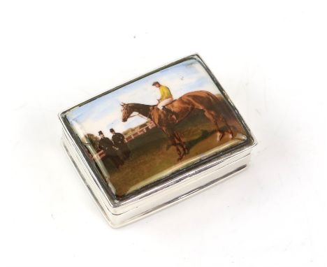 20th century Sterling silver box, the cover with enamelled decoration of a racehorse and figures, marked '925', 3.5cm wide, g