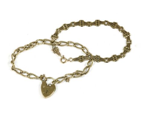 A 9ct gold polished and twisted wire curb link bracelet with padlock, a 9ct gold three row fan shaped gate link bracelet,16.0