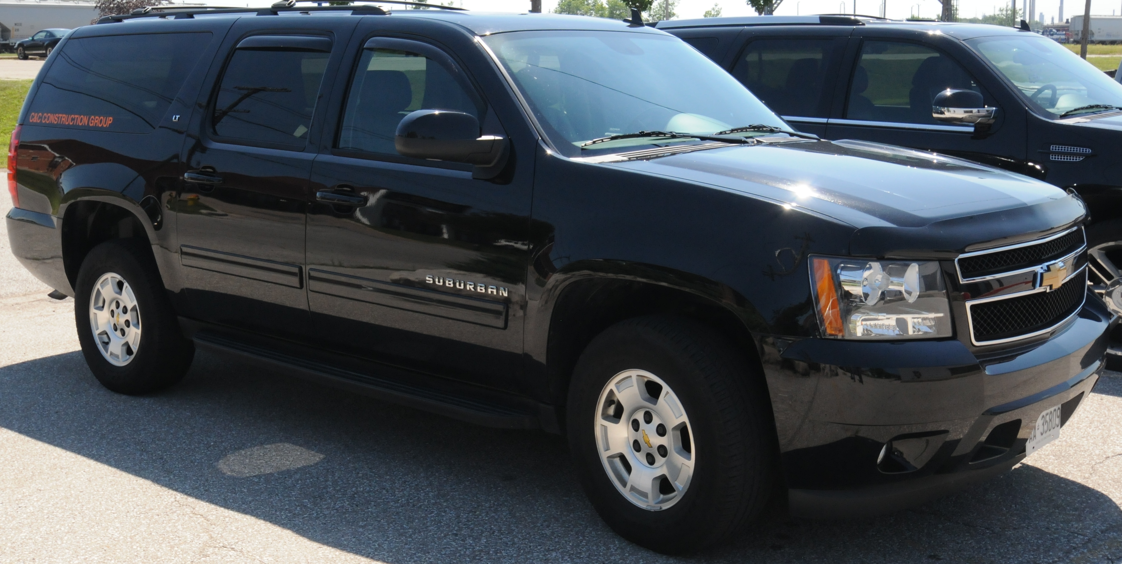 CHEVROLET (2013) SUBURBAN K1500 LTZ EXTENDED WHEELBASE SUV WITH 5.3