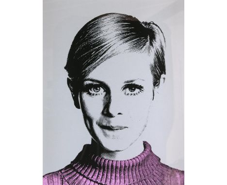 Nuala Mulligan (contemporary), 'Cover Girl', portrait of Twiggy, limited-edition print in colours, ed. 45/195, signed in penc