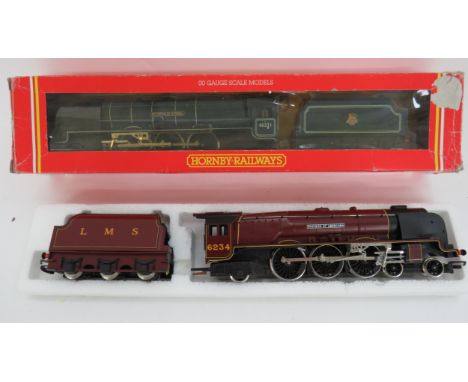 Hornby ‚'Duchess of Atholl‚' Coronation Class Model Train 00 gauge, BR 4-6-2 loco in dark blue, British Railways livery.  Com