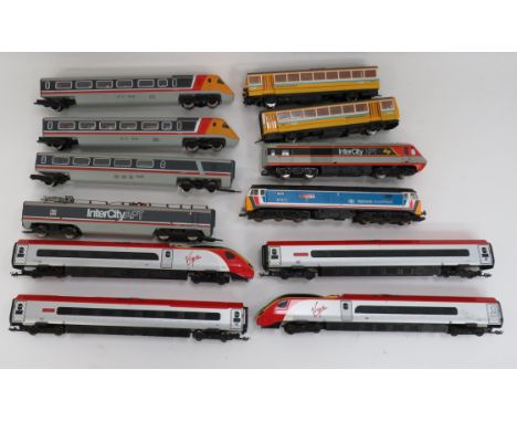Selection of Trains and Carriages including 2 x trains and carriages ‚'Virgin‚' by Dapol ... 2 x trains and one carriage ‚'SC