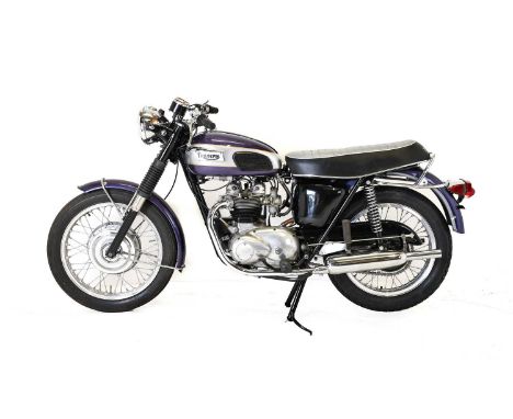 Triumph Daytona T100RRegistration: N/AFrame: DD47211 T100REngine:DD47211 T100RColour: VioletV5c: N/AMOT: ExemptRestored as a 