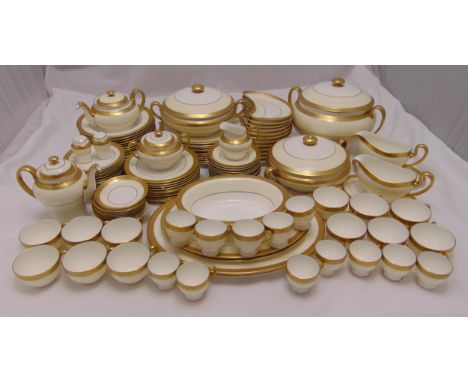 Minton Buckingham dinner, coffee and tea service for twelve place settings to include plates, bowls, serving dishes, platters