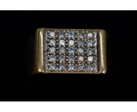 9ct Gold gents diamond ring Size X Weight 5.5g