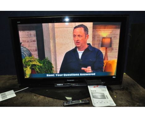 A PANASONIC TH-42PZ700BA 42in TV WITH REMOTE and manual (PAT pass and working)