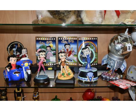 A COLLECTION OF BETTY BOOP COLLECTABLES, comprising a Boop 2000 Official Betty Boop Millennium Water globe, a Fleischer Studi