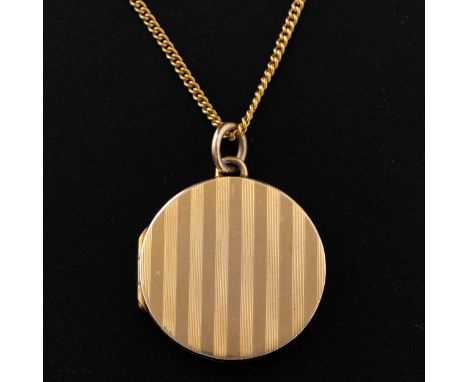 A 9ct gold locket and chain, the reverse stamped '.375 9CT' with hallmarks for Birmingham 2012, with D&F (?) maker's marks po