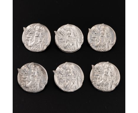 An Edwardian set of six sterling silver buttons, Chester 1904 made by J & R Griffin, diameter 2.2cm, total weight 23g. (LC162