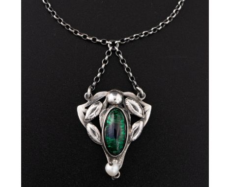An early 20thC Continental Art Nouveau white metal pendant necklace (stamped 800 silver), with green peacock eye stone and pe