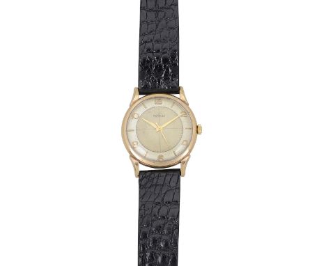 A 1950s 9ct gold Rotary manual wind gentleman's wrist watch case number 45507, the two tone dial with silvered chapter ring w