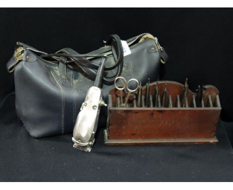 A Quantity Of Vintage Cut Throat Razors Etc