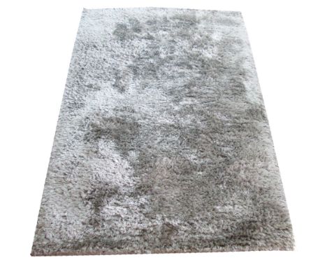 REVIVAL SHAGGY CARPET, 240cm x 170cm, in a silvered finish.