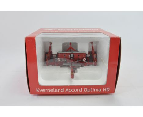 Agrar-Toy 1:32 scale Kverneland Accord Optima HD Drill. NM-M in E Box.
