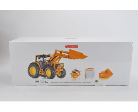 Wiking 1:32 scale John Deere 7430 Kommunal Special Edition Tractor Set. NM-M in E Box.