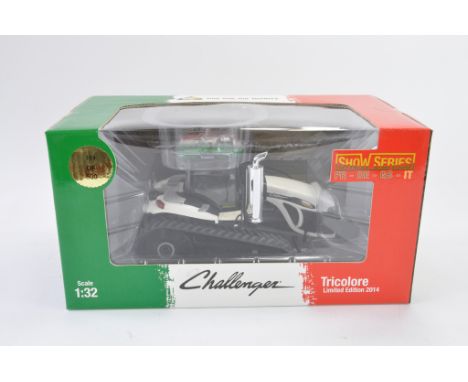 USK 1:32 Challenger Tractor. Tricolore Special Edition. M in E Box.