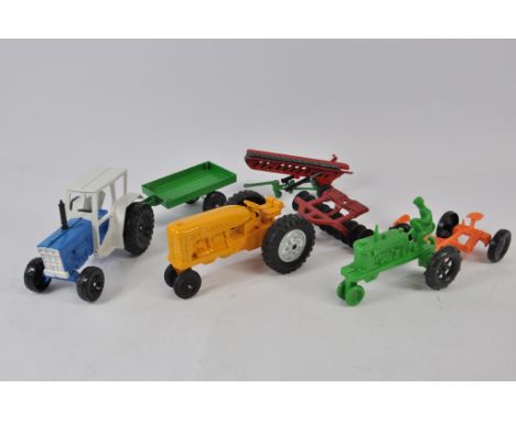 Group of Farm Models to include Hubley and Lonestar and Marx. Generally G-VG. (7)