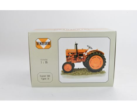 Universal Hobbies 1:16 scale Vendeuvre Tractor. NM-M in E Box.